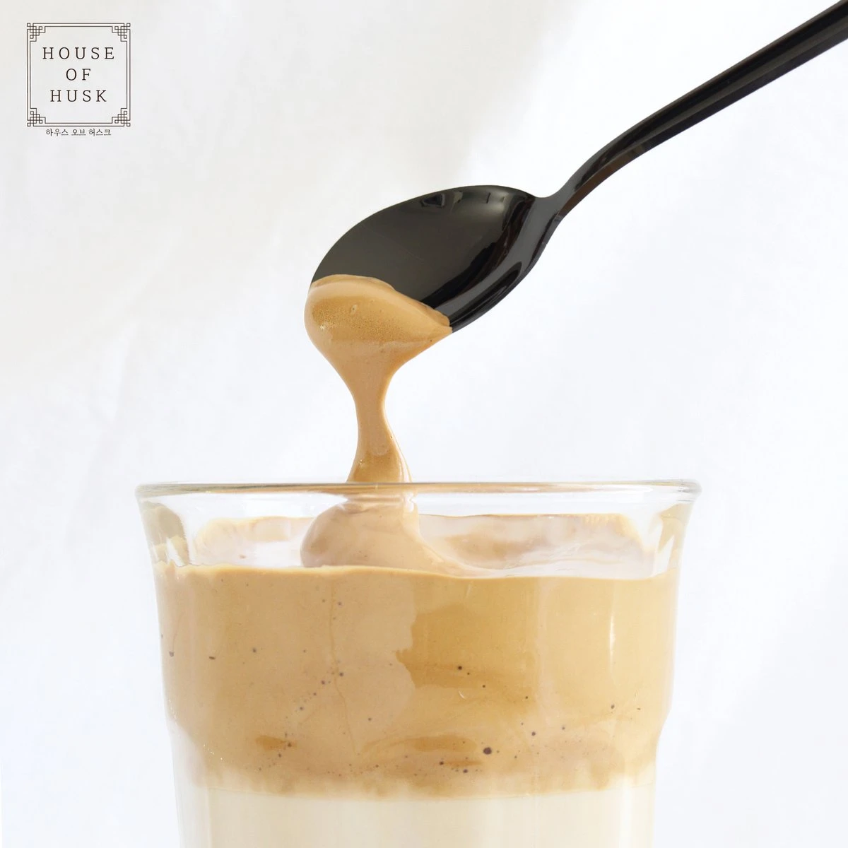 House Of Husk Latte Macchiato Lepels Set - Lange Theelepels - Koffielepels - Longdrinklepels - Sorbetlepels - Barlepel - RVS - 6 Stuks - 20CM - Zwart 10 House Of Husk Latte Macchiato Lepels Set - Lange Theelepels - Koffielepels - Longdrinklepels - Sorbetlepels - Barlepel - RVS - 6 Stuks - 20CM - Zwart - Afbeelding 8