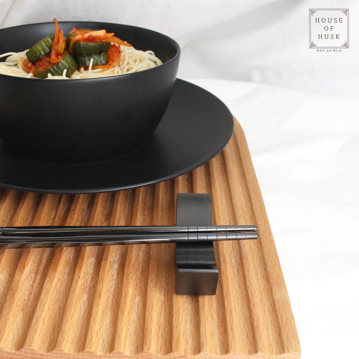 House Of Husk Chopsticks Set - Koreaanse Eetstokjes - Vaatwasserbestendig - RVS - 5 Paar - Zwart 8 House Of Husk Chopsticks Set - Koreaanse Eetstokjes - Vaatwasserbestendig - RVS - 5 Paar - Zwart - Afbeelding 6