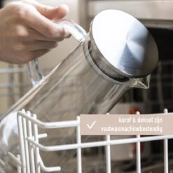 MÊZON® Schenkkan - Glazen Waterkan - Waterkaraf Voor Fruitwater - Multifunctionele Decanteer Karaf - Kan Met Deksel - 1.5L Capaciteit 12 MÊZON® Schenkkan - Glazen Waterkan - Waterkaraf Voor Fruitwater - Multifunctionele Decanteer Karaf - Kan Met Deksel - 1.5L Capaciteit -Bestek Verkoop 1200x1200 157