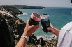 Circular&Co. Herbruikbare To Go Koffiebeker (rCUP) Zwart/zwart 8oz/227ml -Bestek Verkoop 1200x798 1