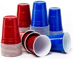 Merkloos Beerpong - 50 Stuk(s) Blue Cups & Red Cups Inc. 3 Ballen - Beerpong Drankspel - Plastic Bekers -Bestek Verkoop 1200x961