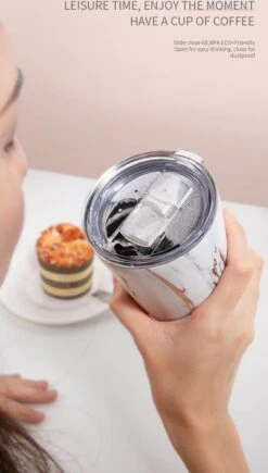 DRINKONLOVE - SHAKEY GOLD - Drinkbeker Met Rietje - RVS - 480 Ml 15 DRINKONLOVE - SHAKEY GOLD - Drinkbeker Met Rietje - RVS - 480 Ml -Bestek Verkoop 681x1200 1