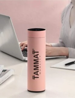 Slimme Thermosfles Met LCD Temperatuur Display - Curver Isolatiefles 500 ML - Rubber Coating - Dubbelwandige Thermosfles - Thermosbeker - Isoleerfles - Thermoskan - Travel Mug - Bidon Drinkfles - Koffiebeker - Drinkflessen - RVS - Smart Thermos -Bestek Verkoop 915x1200